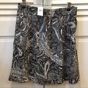 Loft black & white print elastic waistband skirt